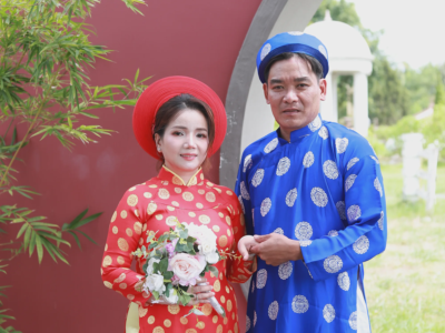 Ảnh cưới của Huỳnh Văn Lối và Đỗ Thị Thu Trinh
