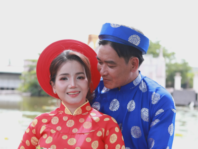 Ảnh cưới của Huỳnh Văn Lối và Đỗ Thị Thu Trinh