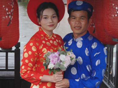 Ảnh cưới của Đặng Văn Sữ và Nguyễn Thị Ngọc Xoàn